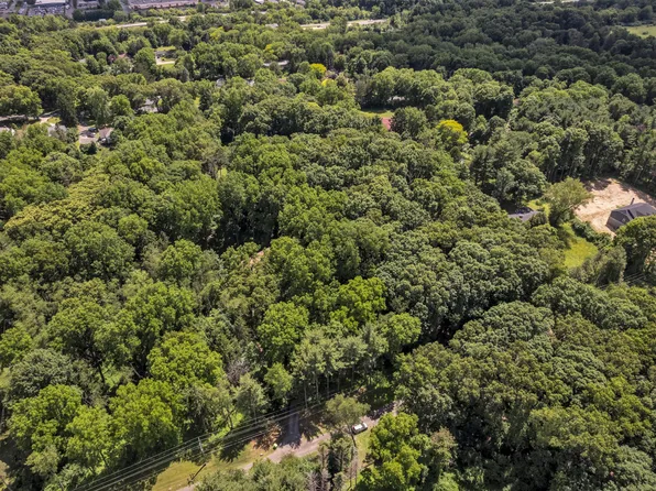 Cherrywood Ln, Ann Arbor, MI 48103