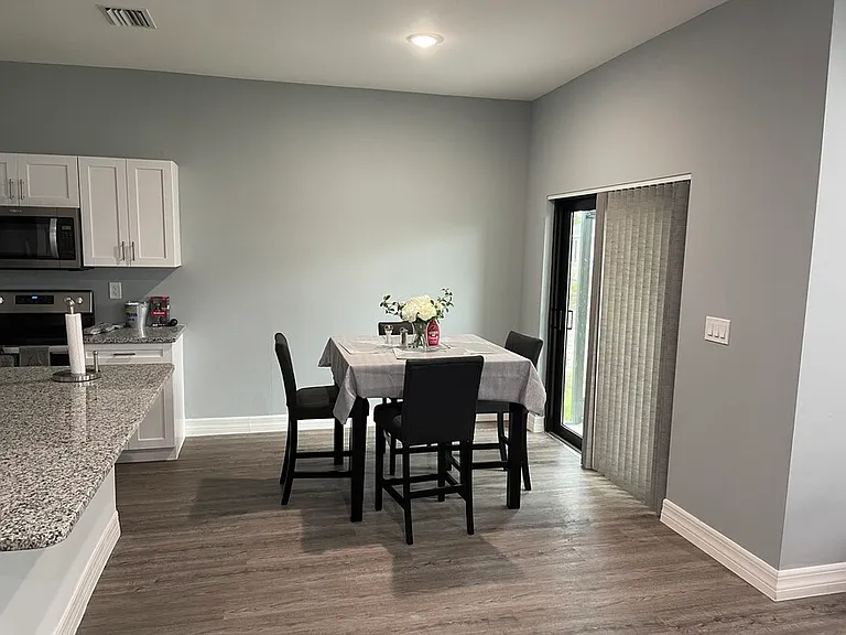 803 Bell Blvd S — Photo 8