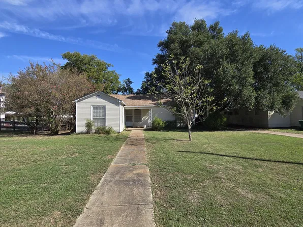 504 S Church St, Ferris, TX 75125
