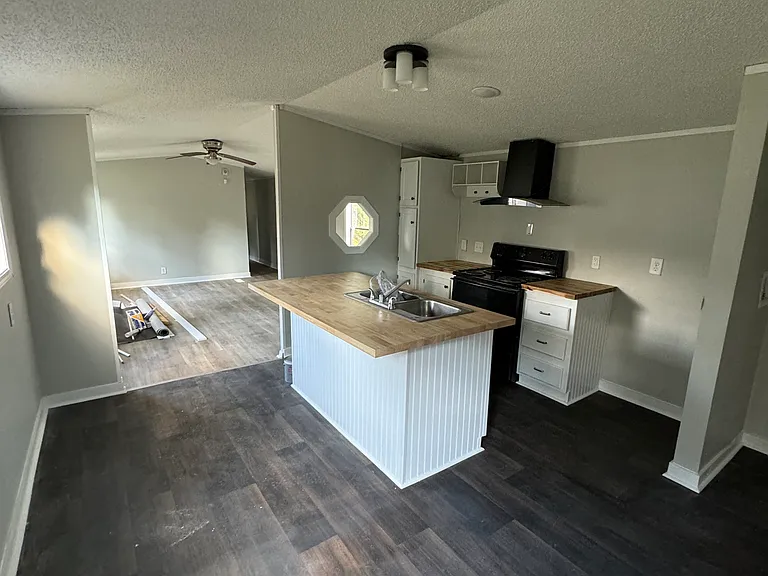 54 Asset Dr — Photo 5