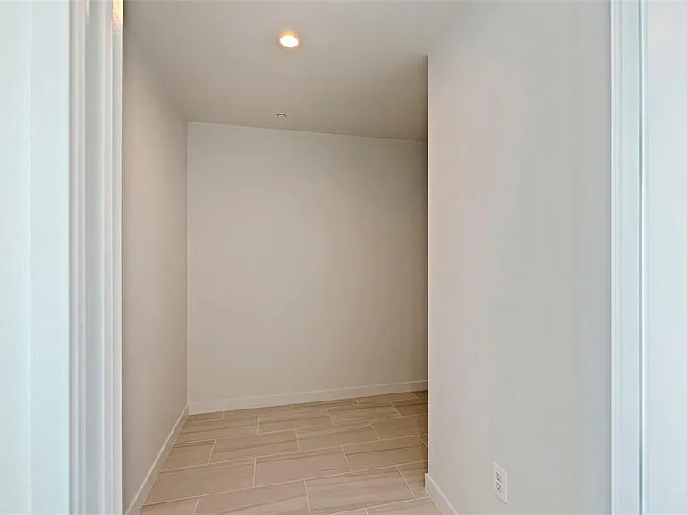 400 Central Ave #3906 — Photo 19