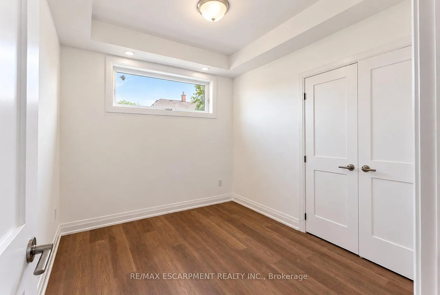 2 bed, $2,850 — Photo 4