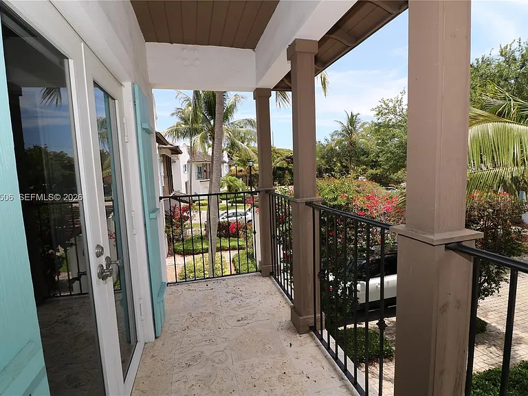 7961 SW 110th Ter — Photo 38
