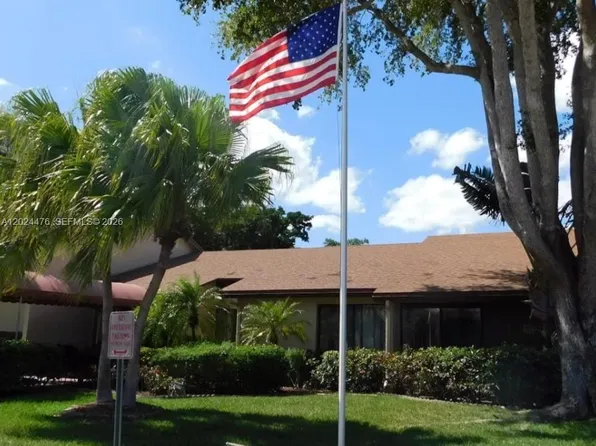 7396 NW 18th St APT 104, Pompano Beach, FL 33063