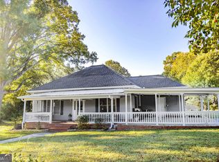 203 New Town St, Tate, GA 30177