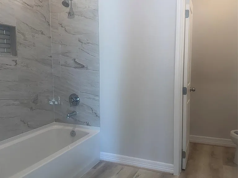 9315 Noel St — Photo 8