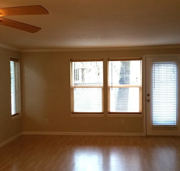 3908 Carman Dr — Photo 2