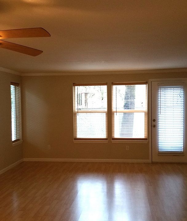 2nd image of 3908 Carman Dr