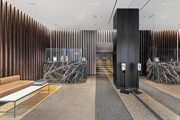 Rented by Metropolitan Property Group | media 10
