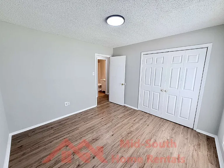 4011 Double Tree Rd — Photo 9