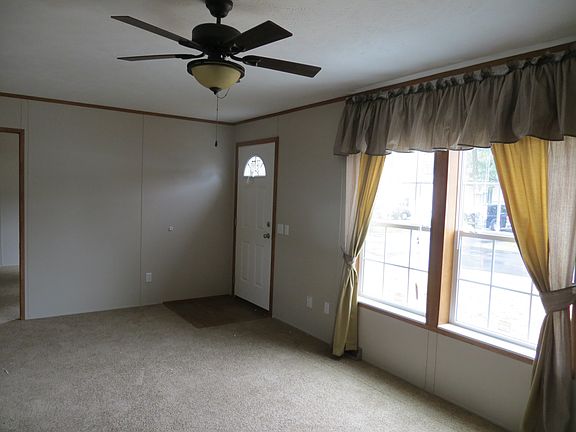 4th image of 29 Clayton Dr