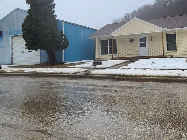 600 Main St, Mc Gregor, IA 52157