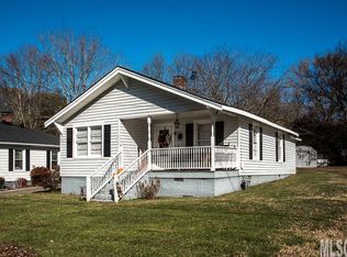 309 E Dixon St, Lincolnton, NC 28092