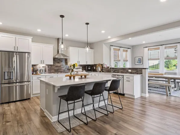 6426 Agate Trl, Inver Grove Heights, MN 55077