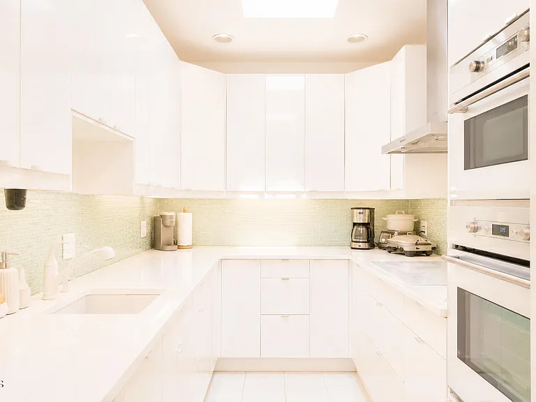 300 Gorge Rd #53 — Photo 14