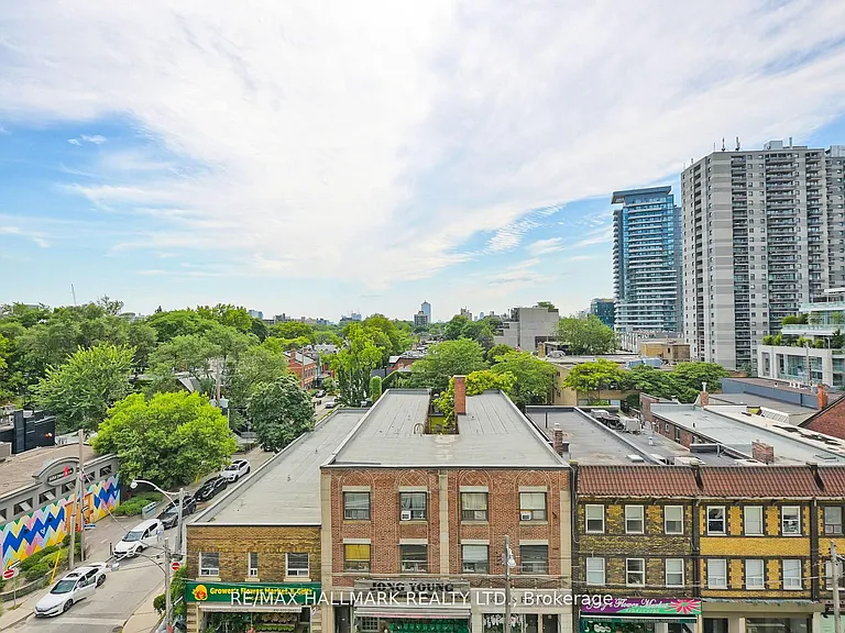 151 Avenue Rd #601 — Photo 29