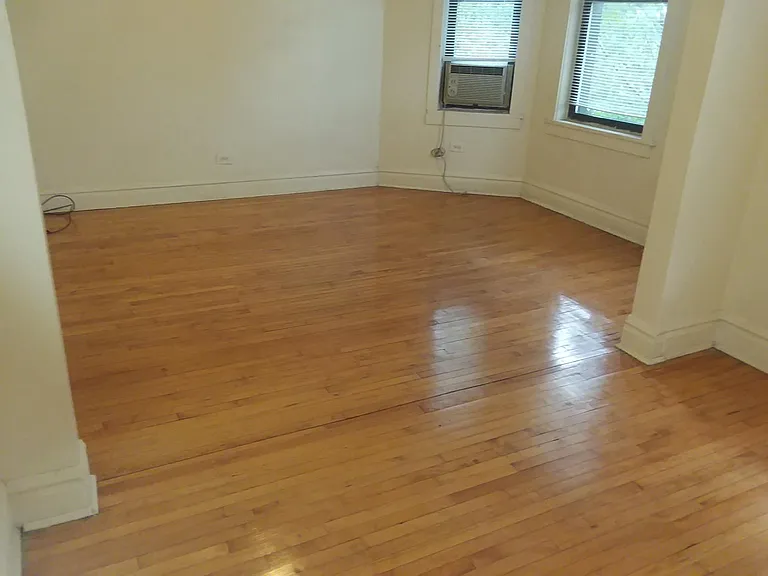 3427 S Union Ave — Photo 10