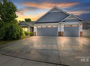 724 N Alog Ave, Eagle, ID 83616