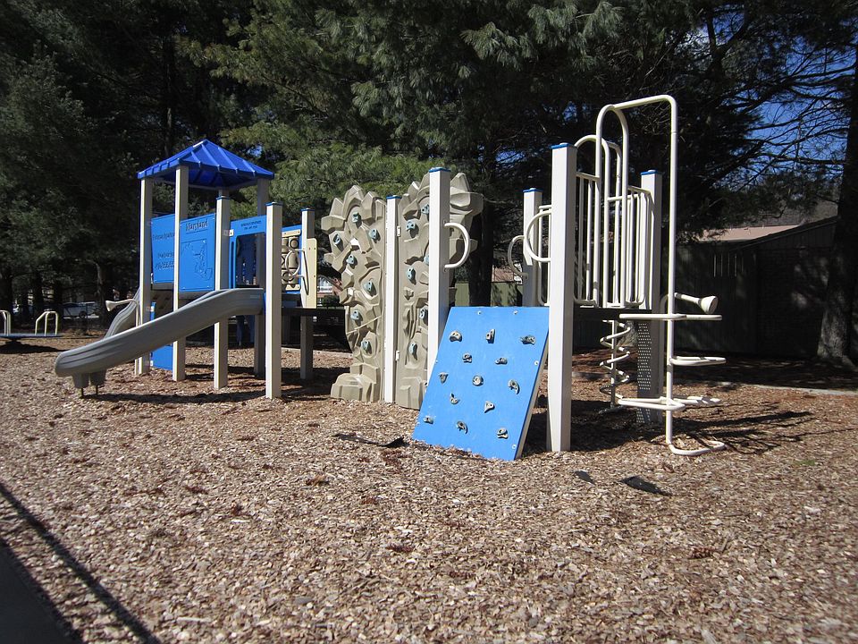 2nd image of 2 Phlox Cir APT I