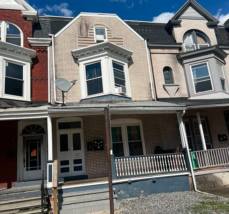 1st image of 117 N 13th St