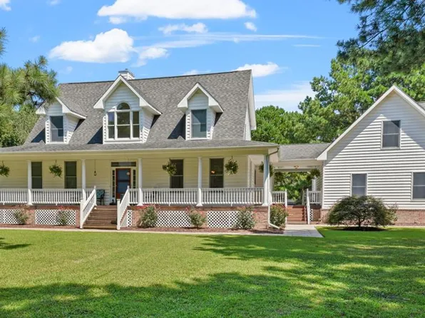 1935 Sand Hill Dr, Cape Charles, VA 23310