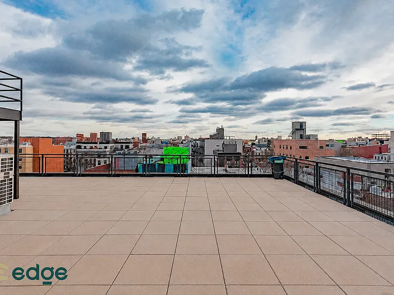 82 Jefferson St #5C — Photo 11