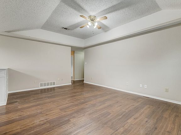 4th image of 1228 Nelson Pl