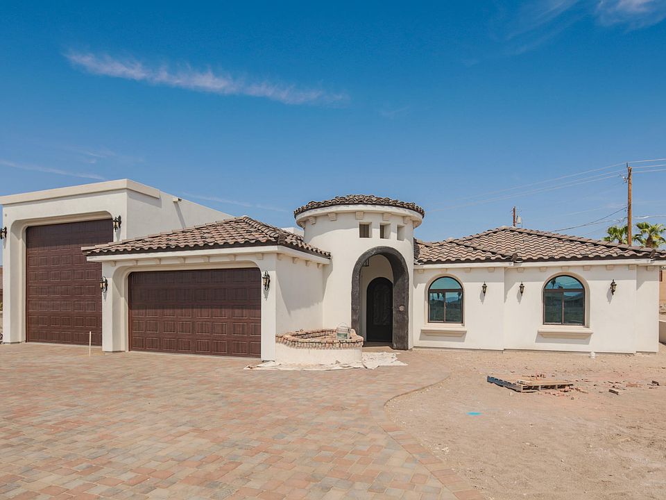 1st image of 526 Acoma Blvd N