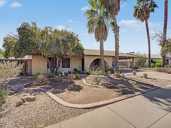 3rd image of 515 W GREENTREE Drive