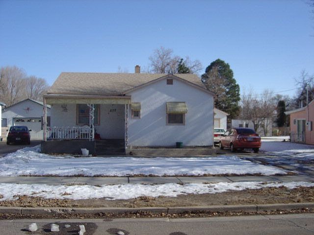 1st image of 832 Beulah Ave