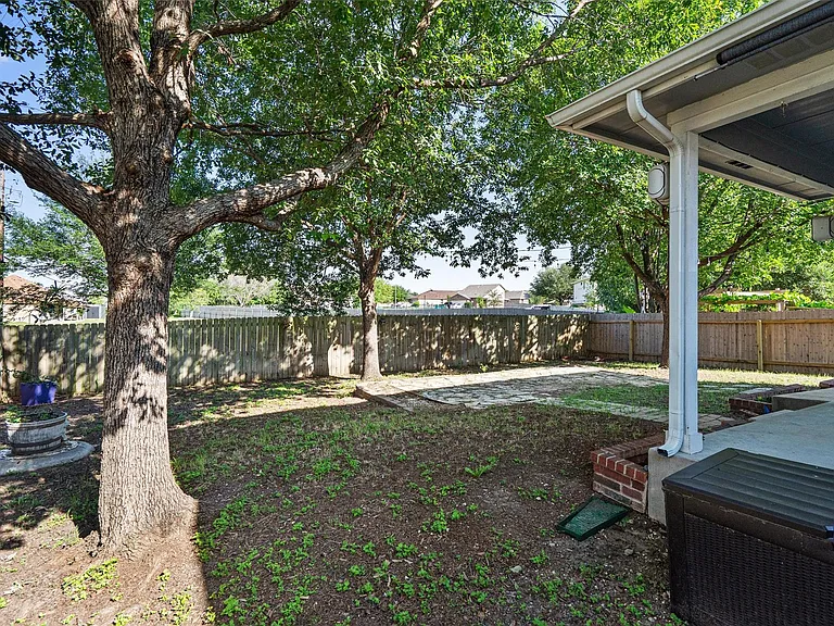 1713 Darjeeling Dr — Photo 28