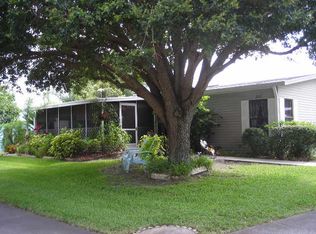 517 Bluff Dr, Auburndale, FL 33823