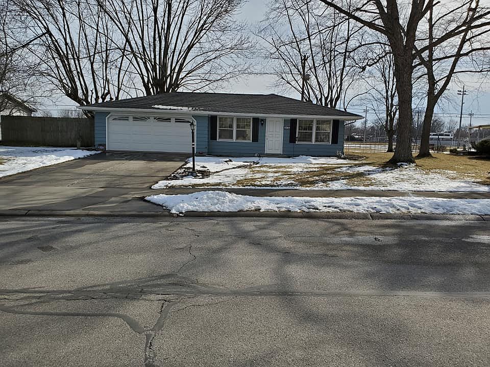1st image of 40 Jeffrey Dr