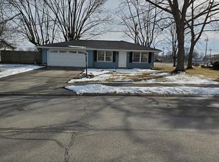 40 Jeffrey Dr, Columbia City, IN