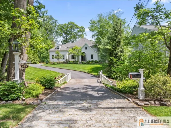 958 Prospect St, Westfield, NJ 07090