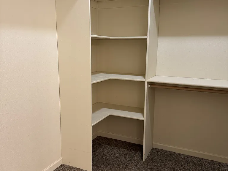2350 NE Mary Rose Pl #2 — Photo 34