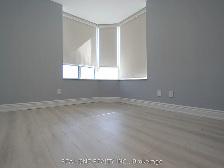 1883 McNicoll Ave #719 — Photo 19