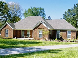 3316 Leo Holland Dr, Millington, TN 38053