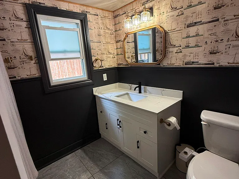 121 Paisley Blvd E — Photo 12