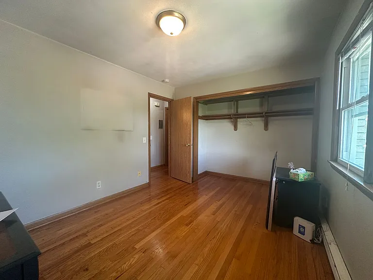 913 High Street — Photo 11