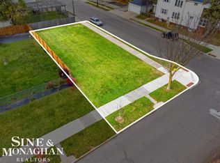 1269 Wayburn St, Grosse Pointe, MI 48230