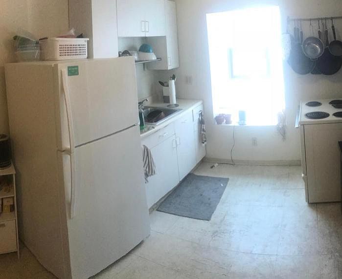 2nd image of 3215 Kennett Sq #2