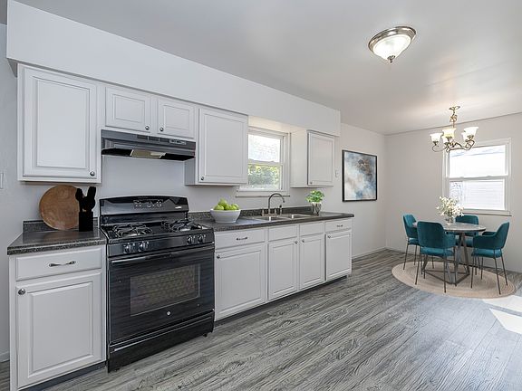 4th image of 2905 Dietz St