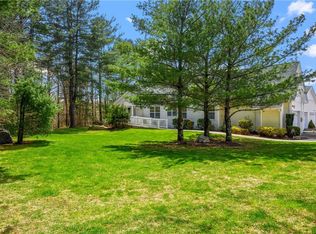27 Alpine Way, North Smithfield, RI 02896