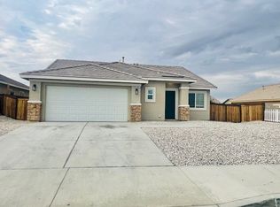 10974 Hillsborough St, Adelanto, CA 92301