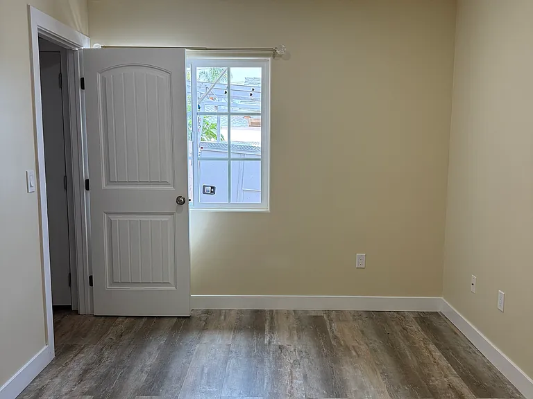 Bonus room - second angle