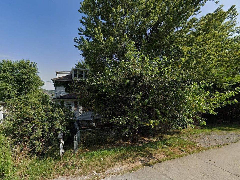 2nd image of 412 Jefferson St