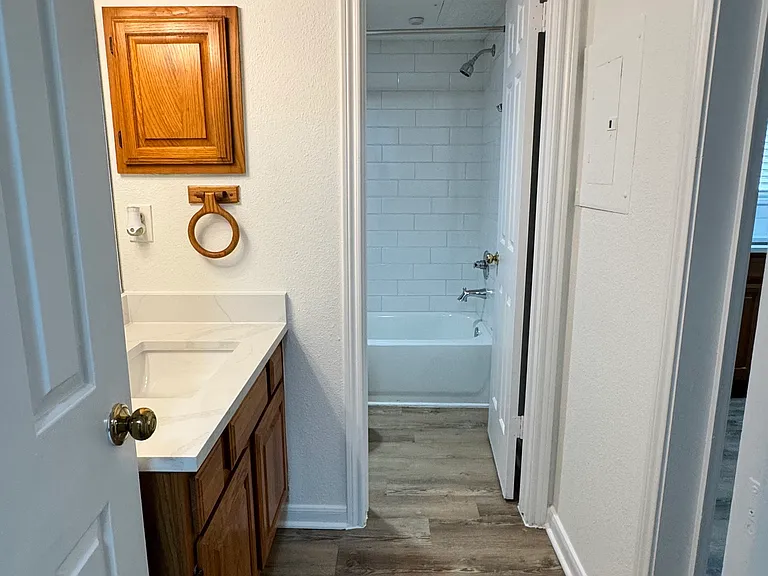 1311 Antoine Dr #122 — Photo 10