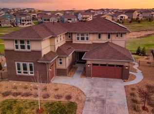 8027 S Valleyhead Way, Aurora, CO 80016