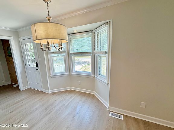 5th image of 103 Plantation Road
